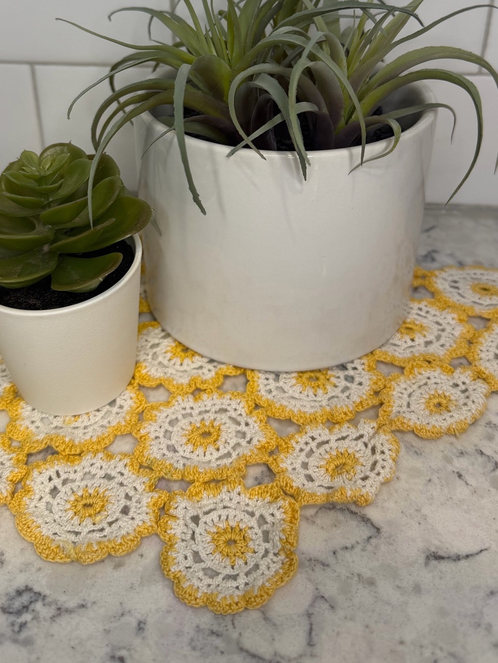 Vintage Yellow and White Flower Doilies (Set of 4)